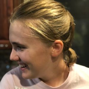 Meet your Posher, Alishia